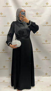 robe en satin amal satinee noir bleu ciel avec strass tendance hijab 