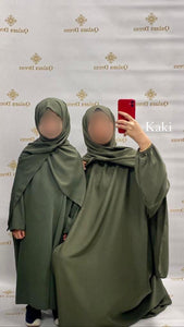 Abaya soie de médine avec hijab integrer pour fille enfant abaya hijeb hijab tunique jilbeb mode modeste fashion qalam dress boutique musulmane femme voilées hijab france robe abaya blanche