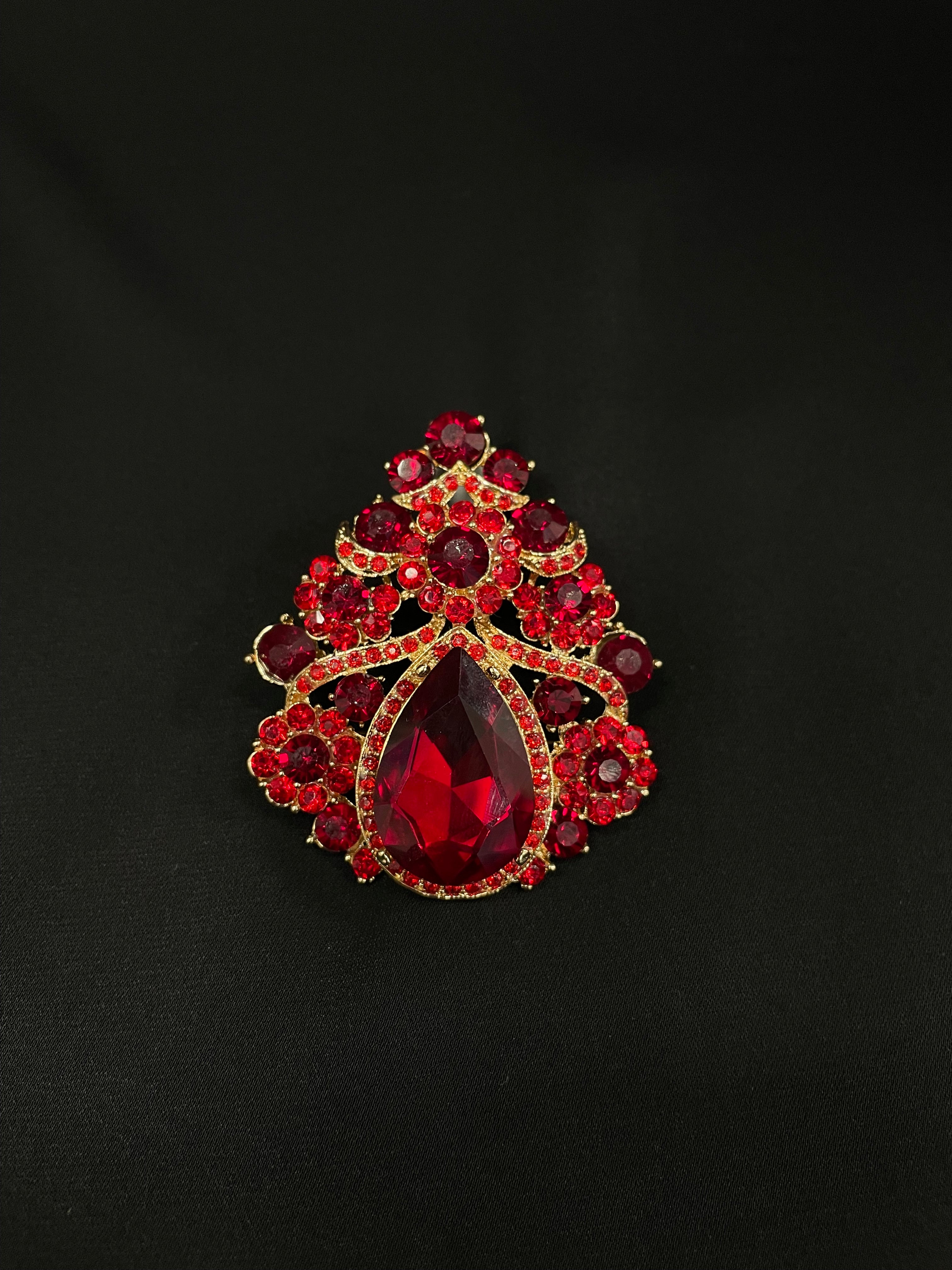 Broche strass rouge damia luxury evenements boutique de femmes musulmanes 