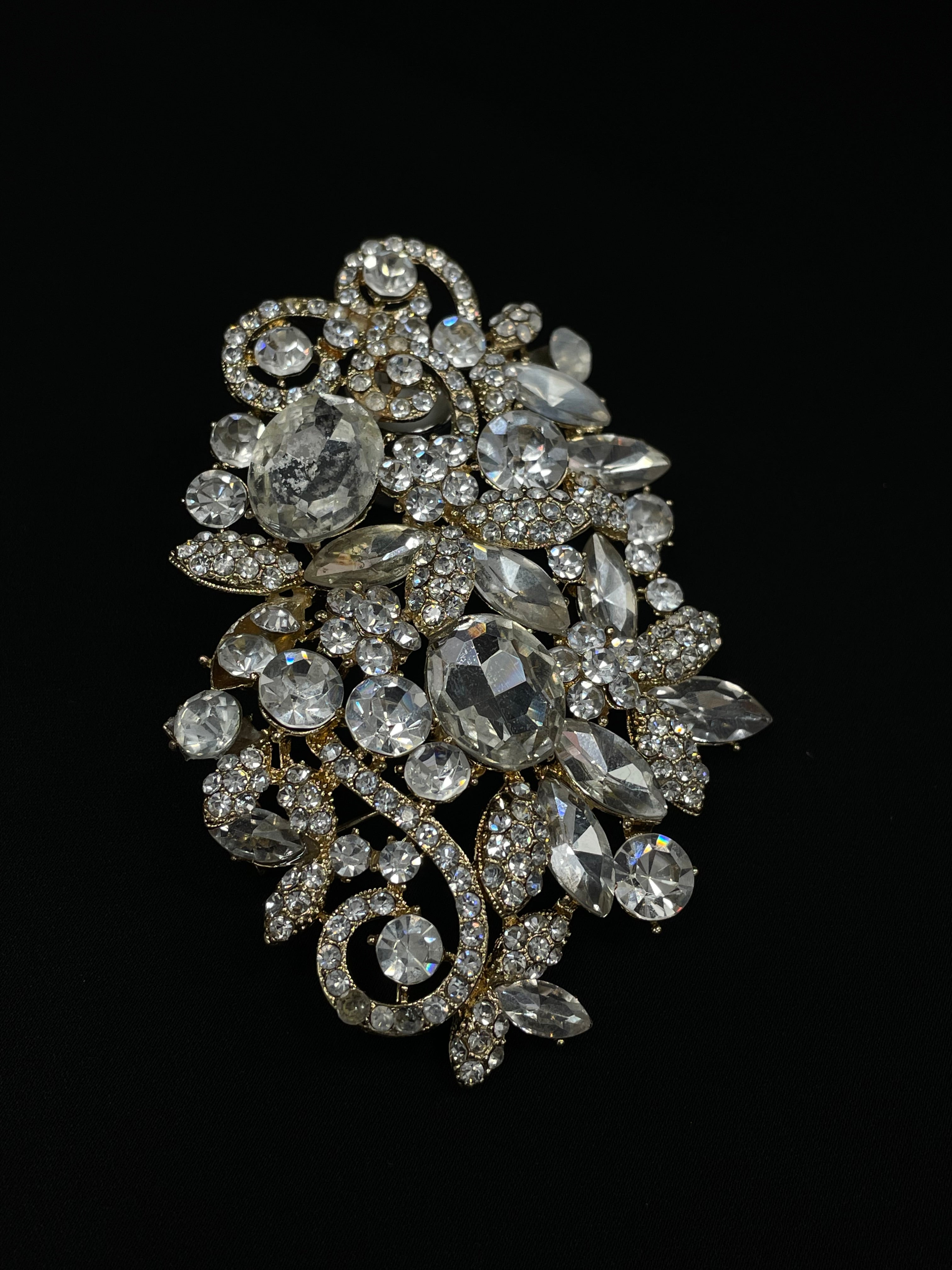 Broche elegance al layl strass argentee evenements tendance boutique femmes de musulmanes 