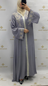 Caftan selma type soie brodé bleu gris coutures robes événements boutique femmes musulmanes mode modest tendance hijab Aid Ramadan 