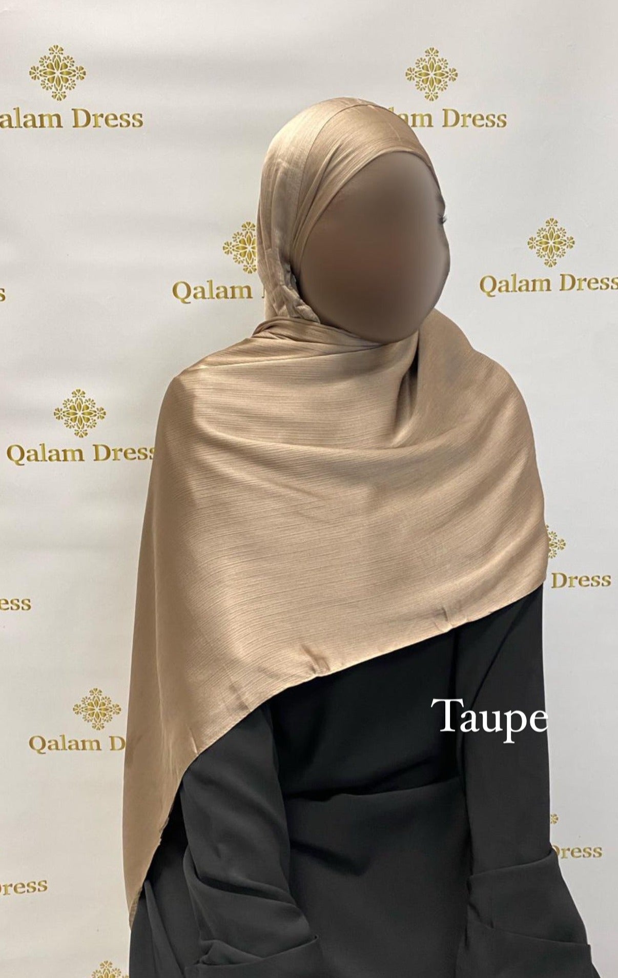 Hijab voile à enfiler satin irisé tendance brillant mastour mastoura modest fashion abaya hijeb hijab tunique jilbeb mode modeste fashion qalam dress boutique musulmane femme voilées hijab france robe abaya blanche