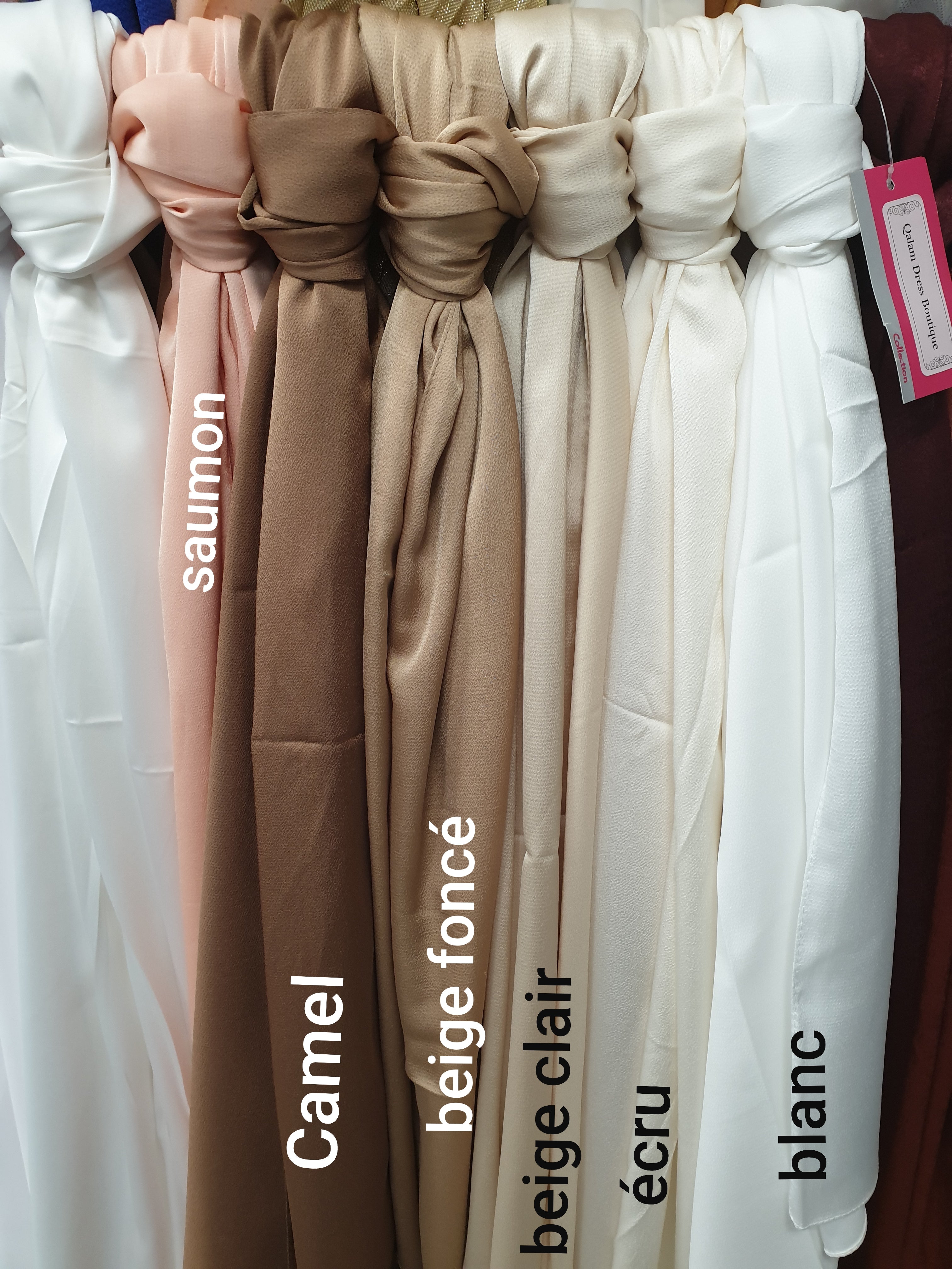 Hijab en satin plusieurs coloris dispo tendance hijab qalam dress boutique de femmes musulmanes 