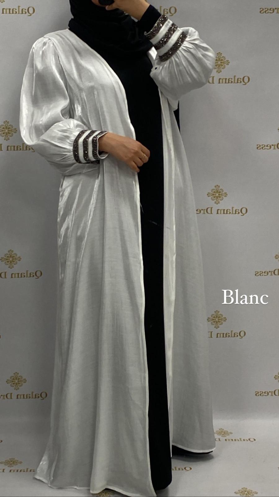Aaram Kimono