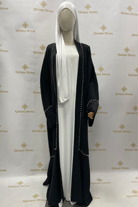 Kimono noir perlee luxe Dubaï tissu haute qualite avec volants mode modest fashion boutique qalam dress creteil