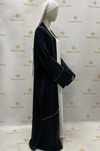 Kimono noir perlee luxe Dubaï tissu haute qualite avec volants mode modest fashion qalam dress boutique 