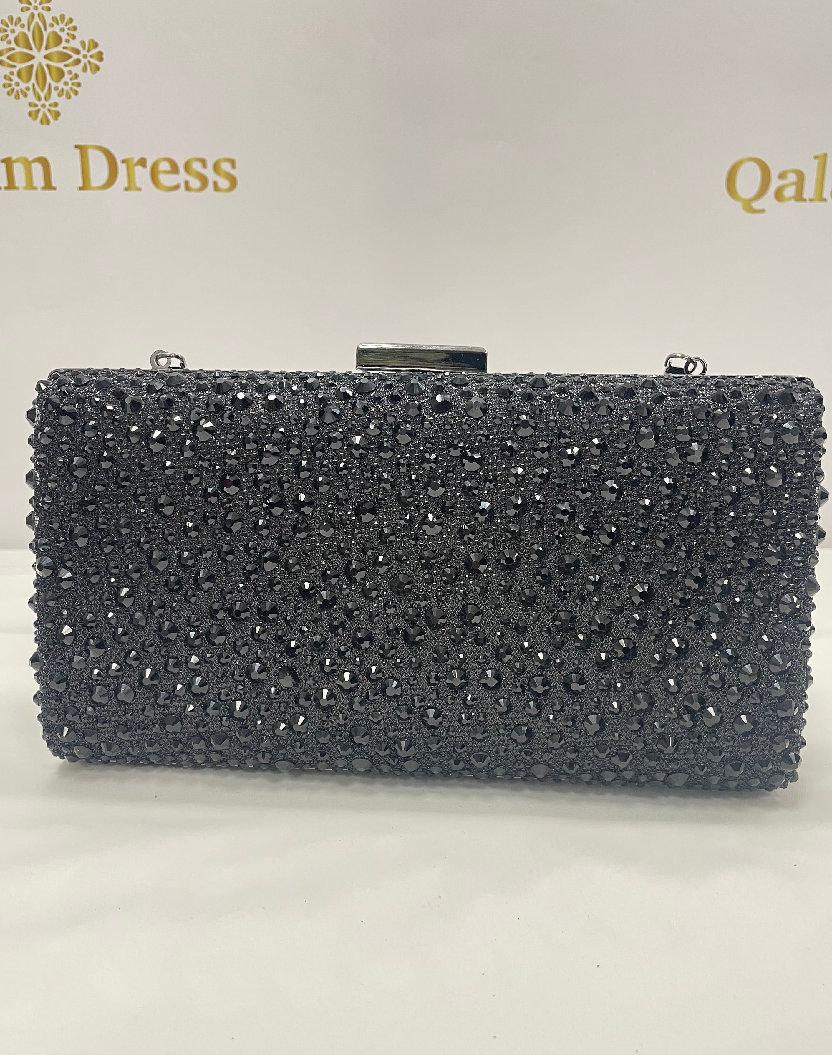 Pochette de soiree Anna noir ou champagne nacree strass bandouliere 