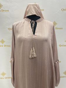 Robe Abaya pailleté salwa manches ballon paillettes scintillantes détails en strass bleu noir beige rose evenement tendance hijab ceinture boutique qalam dress