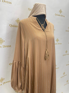 Robe Abaya pailleté salwa manches ballon paillettes scintillantes et de détails en strass bleu noir beige rose evenement tendance hijab qalam dress