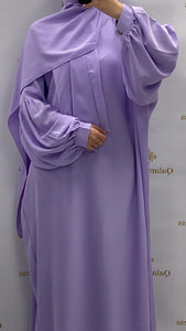 abaya ou robe de priere a enfiler tres pratique avec manches ballons tissu leger en soie de medine vert indigo ou lilas tendance hijab 