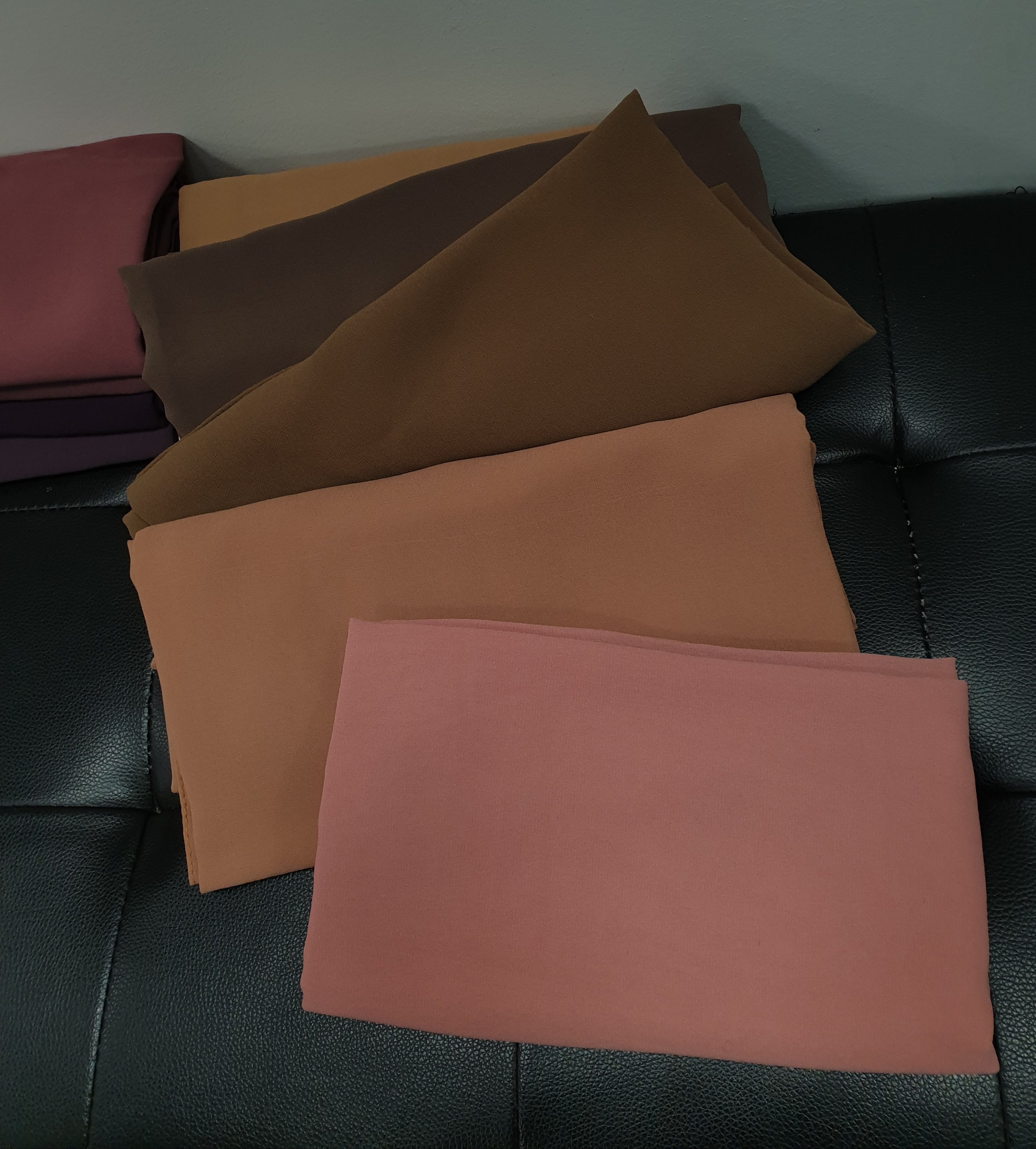 maxi hijeb latifa 90*190 hijab tunique jilbeb mode modeste fashion femmes voilées Qalam Dress Boutique tendance box abaya 