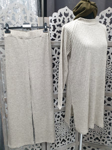 ensemble hiver  hijab tunique pantalon  jilbeb mode modeste fashion boutique musulmane femmes voilées mastour 