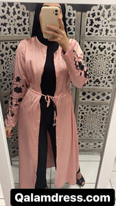 kimono satiné hijab satiin hijeb robe ensemble hijab à enfiler hijab une pièce tunique jilbeb mode modeste fashion qalam dress boutique musulmane abaya pas cher