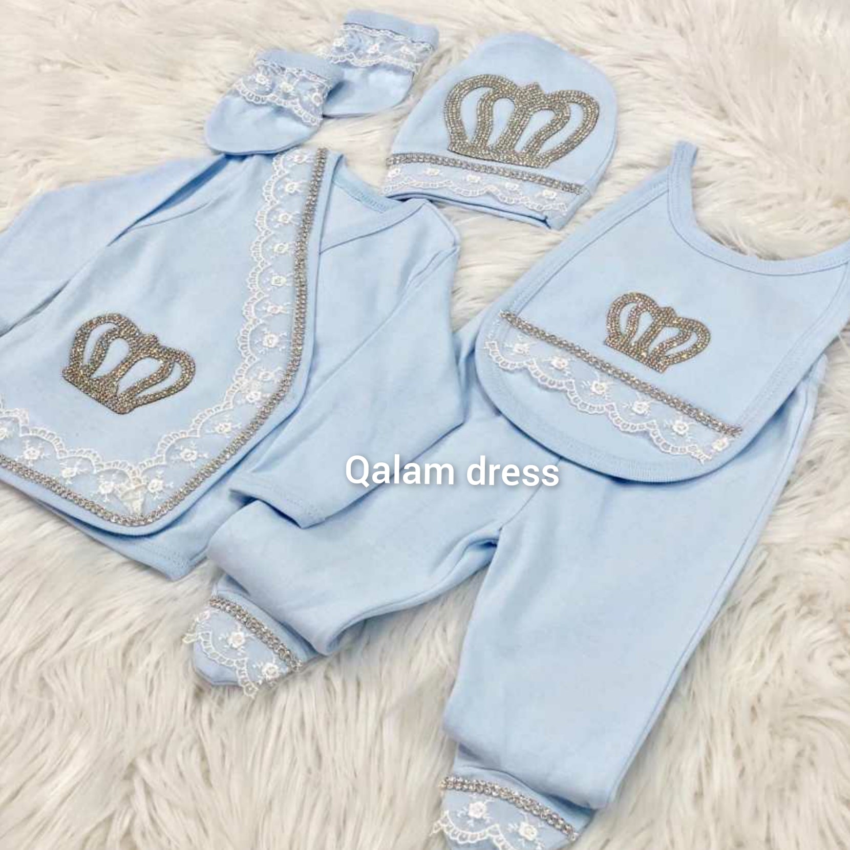 Ensemble bébé Dentelle & Cristal Luxury - BLEU CIEL dentelle - Tenues de fêtes & Circoncision  5 Pièces