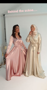 Robe du Soir Shiny Création Satin Glacé Rose clair - Tendance Hijab