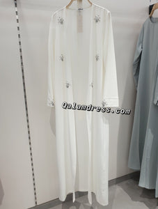 Kimono blanc avec strass, parfait pour une tenue d'été !! kimono hijab hijeb mode modeste fashion qalam dress boutique musulmane abaya pas cher
