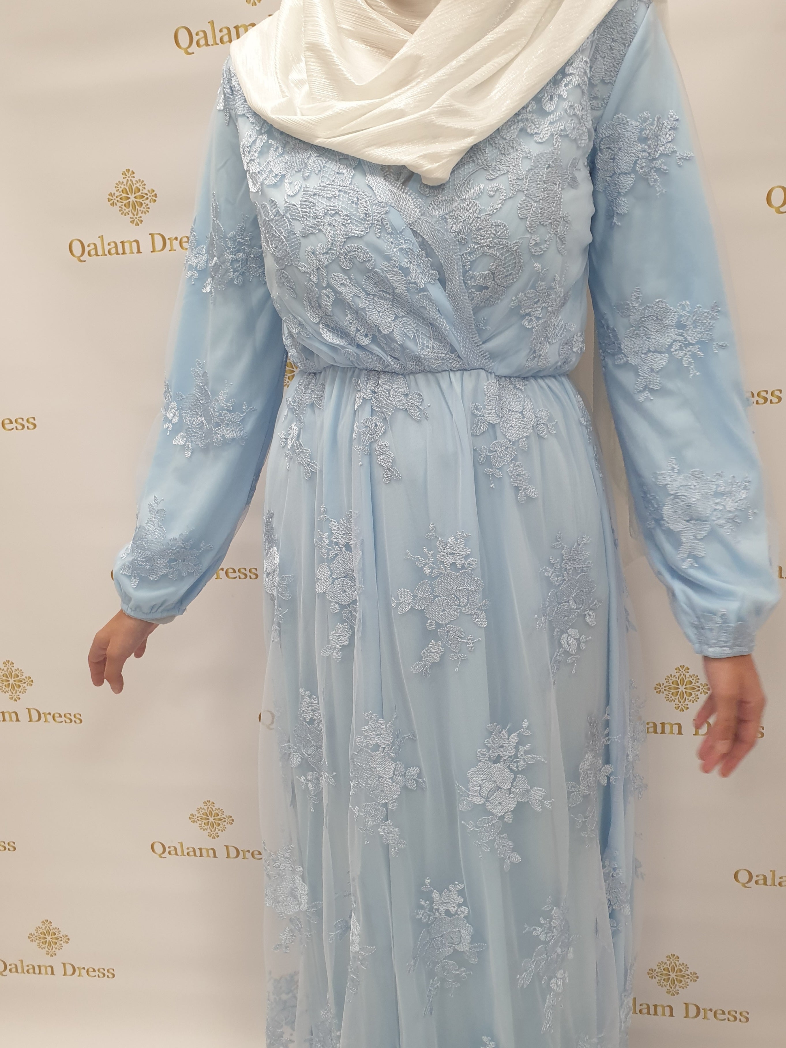 Robe De Soirée Dentelle Sarah  - Tendance Hijab